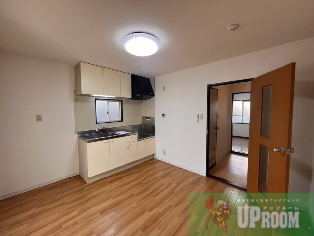 ジョヴィアルの居間・リビング