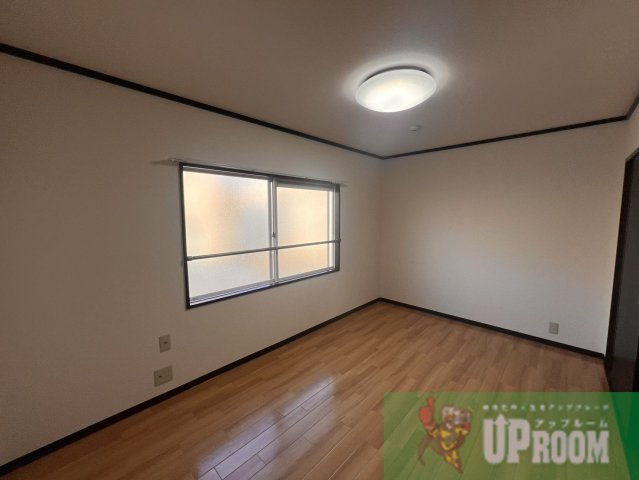 ジョヴィアルの居間・リビング