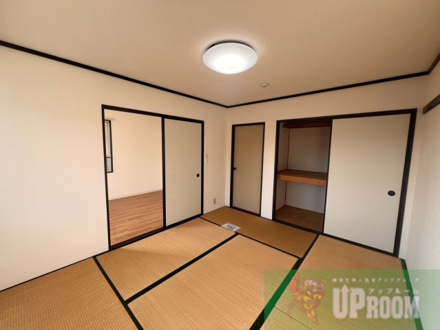 ジョヴィアルの和室