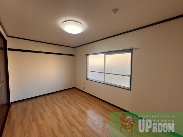 ジョヴィアルの居間・リビング