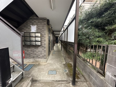 【エントランス】 | アイランド | 
