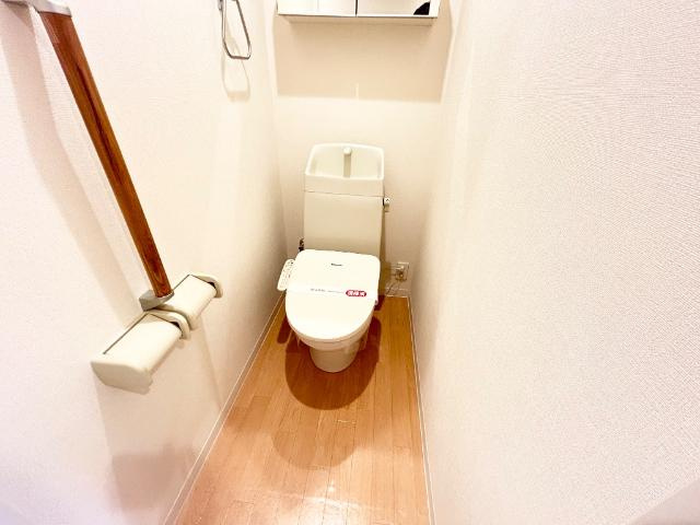 エスポワールせんげん台のトイレ|シャワー付トイレ（イメージ）