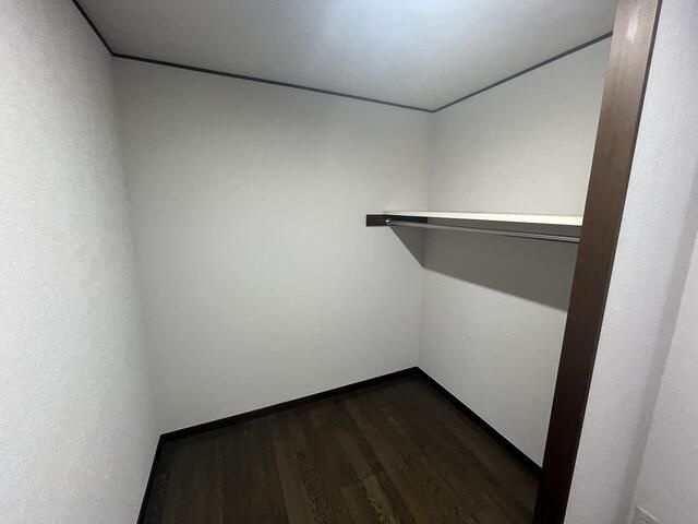 浅間町貸家の収納