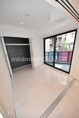 レジディア堺筋本町プレイスの寝室