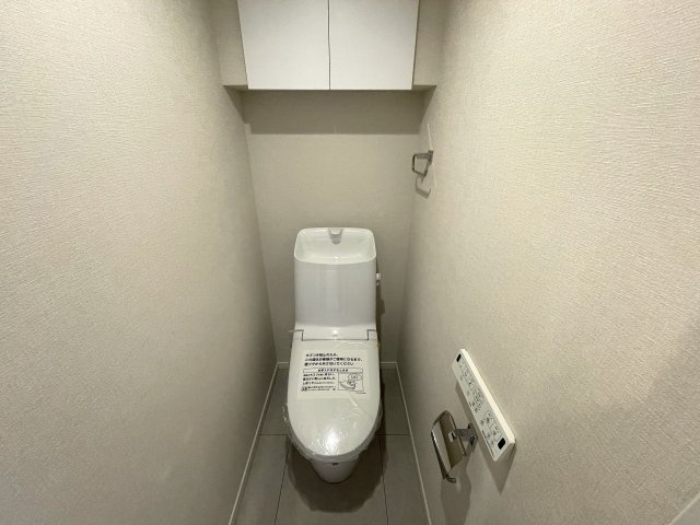 リビングの“Ｒ”がオシャレを演出♪『ビッグヴァン桜ヶ丘』リノベーションのトイレ|コンパクトで使いやすいトイレです