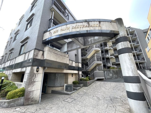 リビングの“Ｒ”がオシャレを演出♪『ビッグヴァン桜ヶ丘』リノベーション