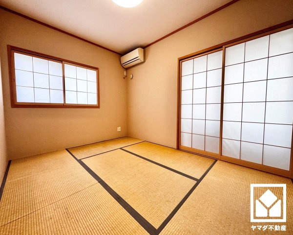 大津市唐崎1丁目の子供部屋|※実写真と間取り図からCG再現した「空室リフォームイメージ」のため、実際と異なります。