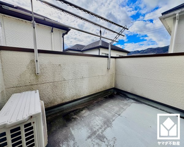 大津市唐崎1丁目の洋室|※実写真と間取り図からCG再現した「空室リフォームイメージ」のため、実際と異なります。