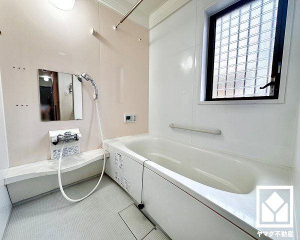 大津市唐崎1丁目の浴室