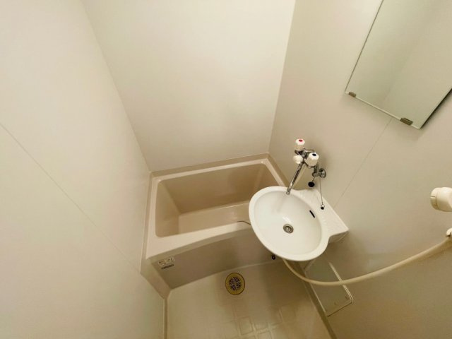 レオパレス暁の浴室