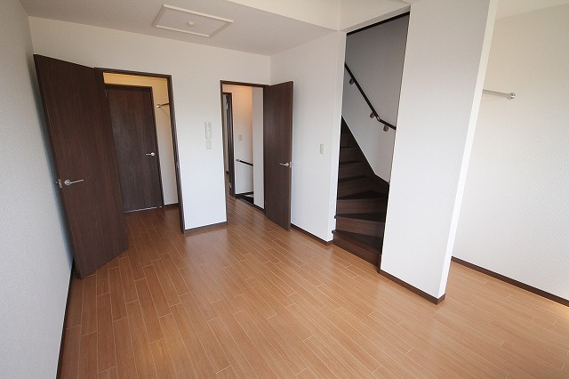 メゾネット野村の内装