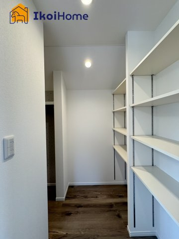 神戸西区秋葉台3丁目　新築戸建の収納|【ホームページに現地動画掲載中】●年中無休：当日予約可●便利なウォークインクローゼットも完備！