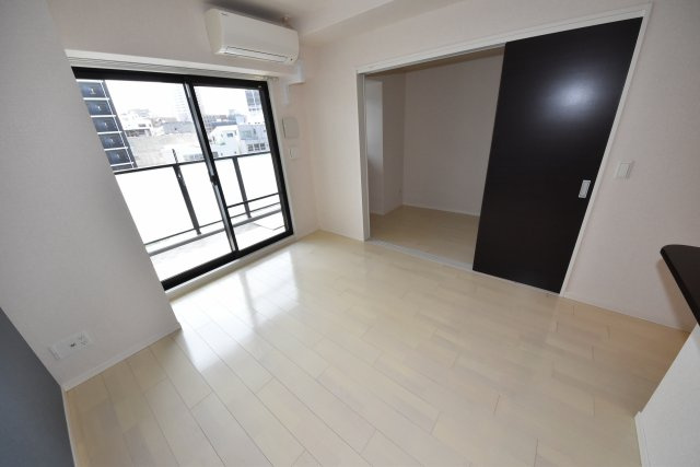 ラメゾンヴェルテの居間・リビング