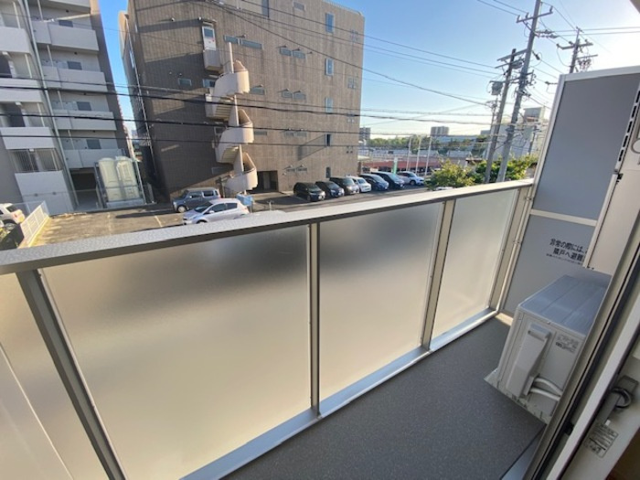 レジデンス大府駅クロスのバルコニー|陽当たり良好なバルコニーです