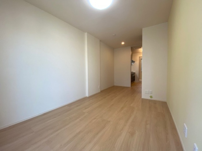 レジデンス大府駅クロスの居間・リビング|使いやすいリビングです