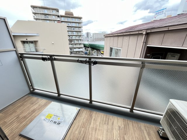 エスリード大阪城アクシスのバルコニー|同物件別部屋の写真です。