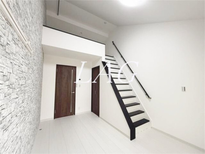 【居間・リビング】 | フルリール大和 | 洋室のお部屋です。