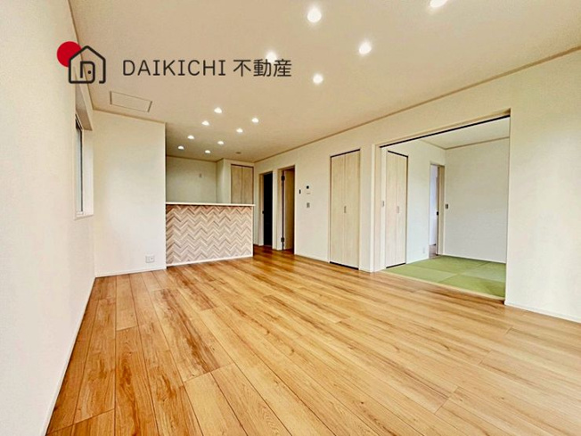 【居間・リビング】 | 行田市向町2区画　新築戸建　全2棟　1号棟