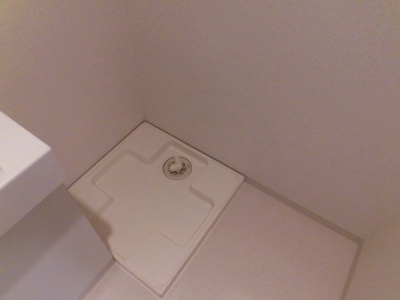 【設備】 | ブライズ西荻窪 | 室内洗濯機置き場。