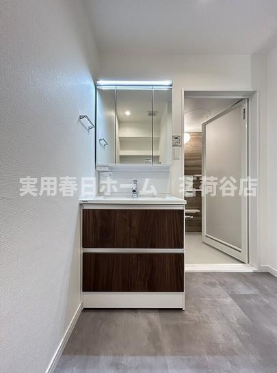 【独立洗面台】