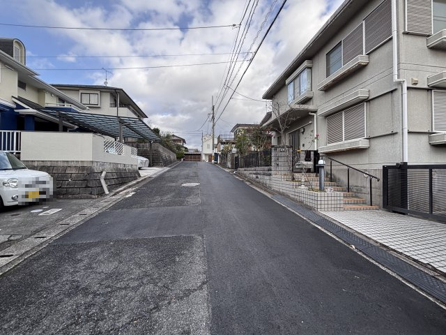 中古戸建　長楽寺3丁目の前面道路含む現地写真