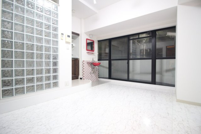 【寝室】 | レクシア鶴ヶ丘 | 洋室8.5帖♪