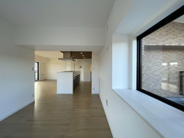 自宅で温泉三昧！ルーバルで整い三昧！今夜のご飯はすしざんまい！な、『グランシティ横濱保土ヶ谷』リフォームの洋室|きれいな洋室です