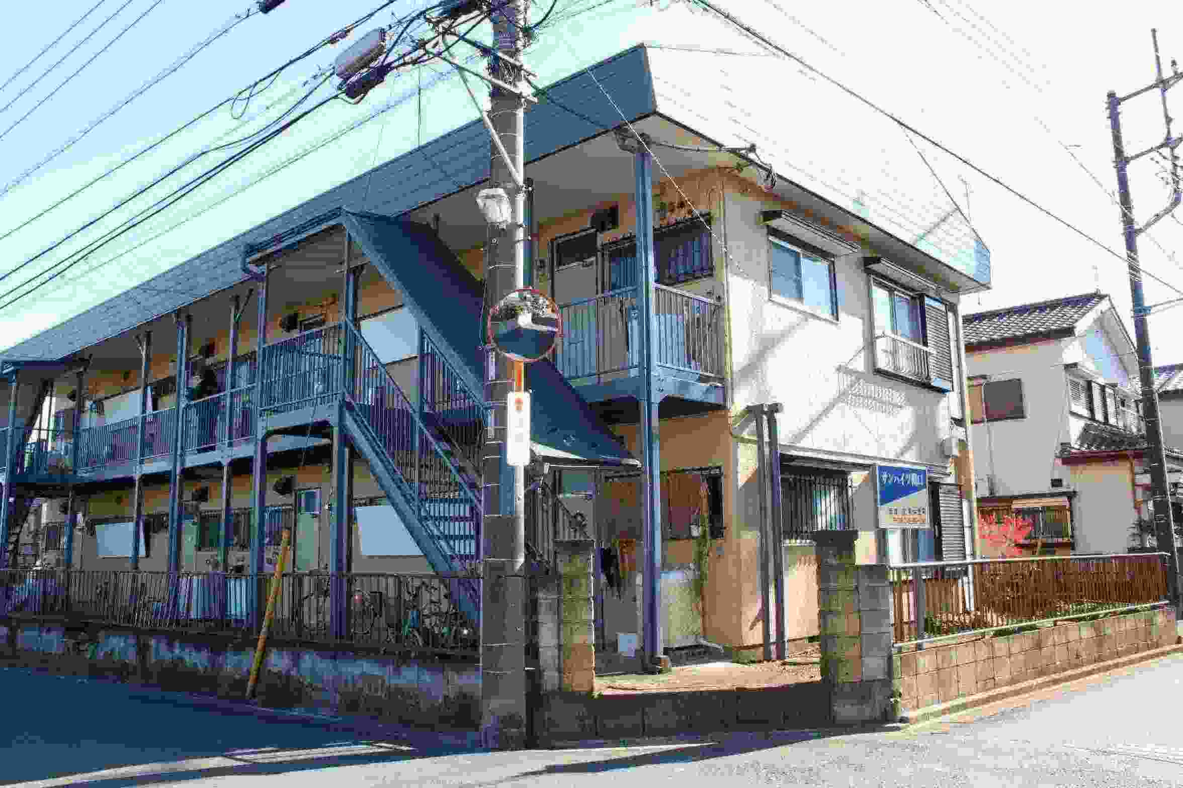 富士見市羽沢３丁目のアパートの外観