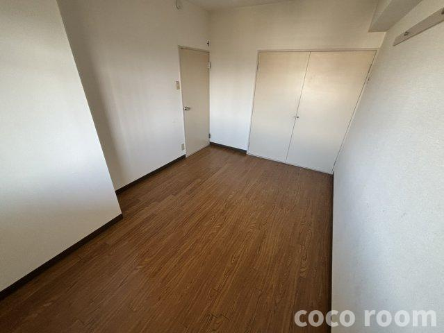 石津レジデンスの居間・リビング