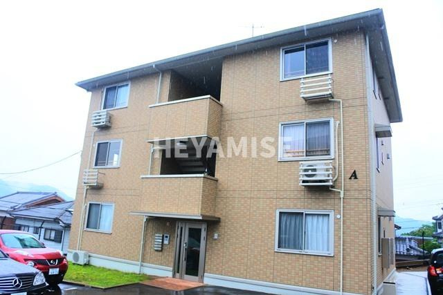 ソシアビューテラスA棟の外観