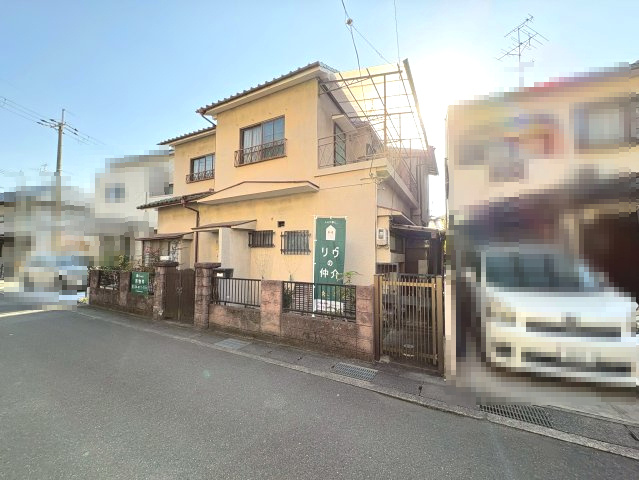 【成約済】長岡京市滝ノ町2丁目　　の外観|前道も綺麗に整備されています。