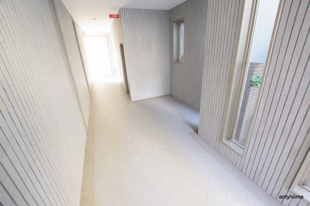 ミレニアムのロビー