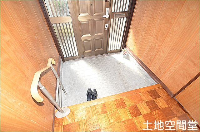 永犬丸南町５丁目　離れ付き平屋の玄関