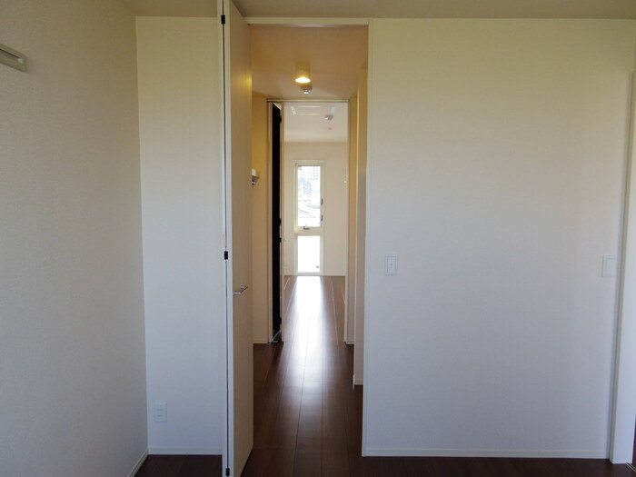 トルビヨンの収納|ウォークスルークローゼット