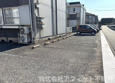【駐車場】 | ジュネスハイムB