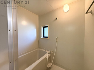 バストイレセパレートのシンプルなトイレです！