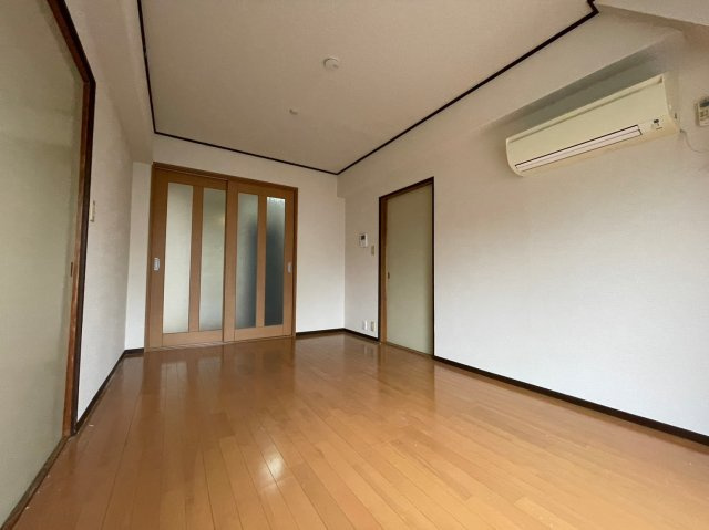 【居間・リビング】