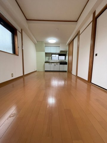 【居間・リビング】