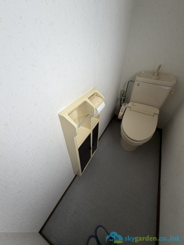 厚木市小野　中古戸建のトイレ