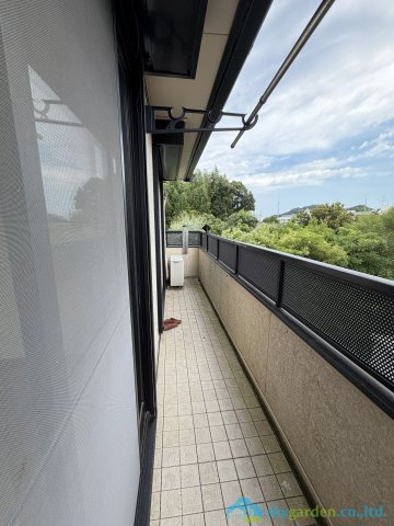 厚木市小野　中古戸建のバルコニー