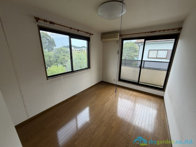 厚木市小野　中古戸建の寝室