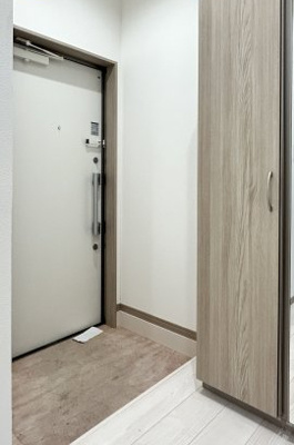 【玄関】 | TRIOVE JR久留米駅前 | 実際のお部屋の写真です（建築中）