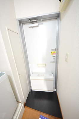 【玄関】 | レオパレスボナール-野崎２丁目-