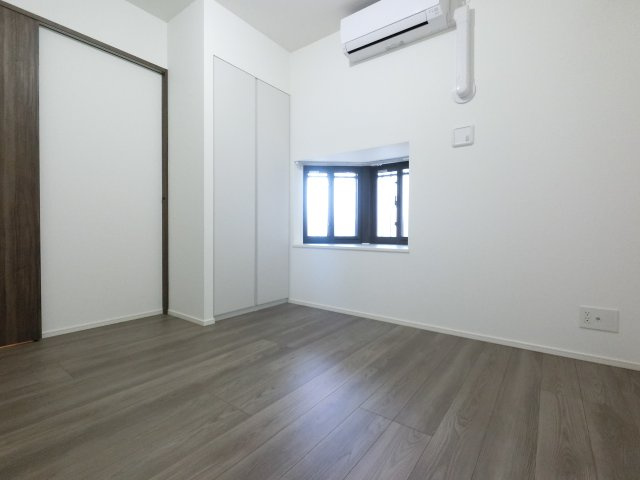 センチュリー千葉みなとの洋室