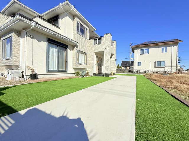 神栖市太田中古戸建の庭