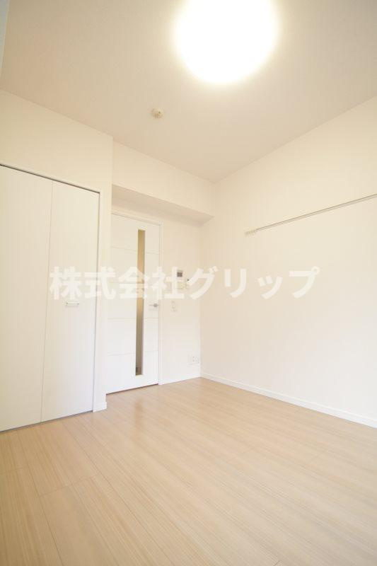 Le'a横濱中央の洋室