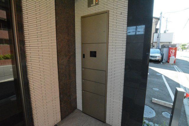 プリマヴェーラ花の木 弐番館のその他共用部分|宅配ボックス付きで不在時の荷物受け取りもできます。