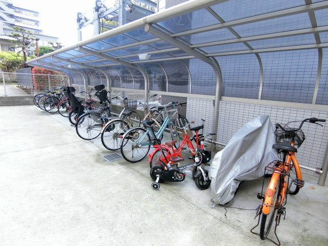 プリマヴェーラ花の木 弐番館のその他共用部分|駐輪場もあります