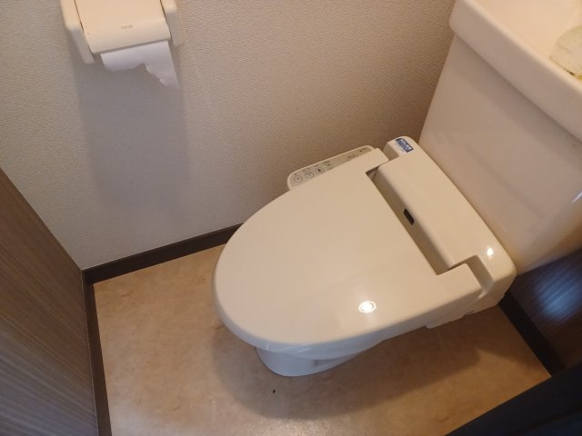 北原台ガーデンのトイレ|別号室の参考写真です。