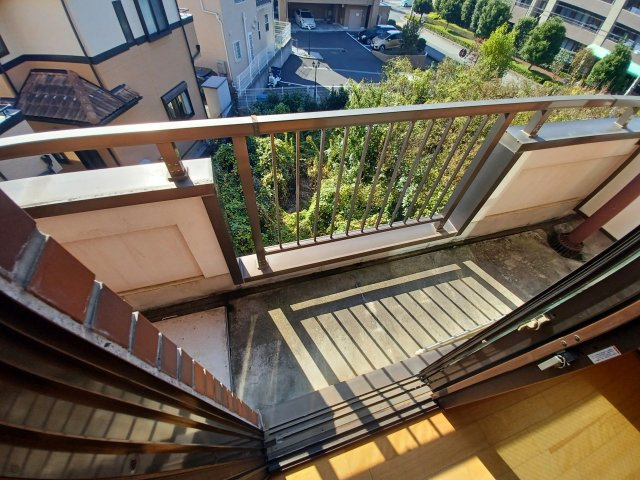 北原台ガーデンのバルコニー|別号室の参考写真です。